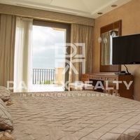 Villa in Spain, Catalunya, Girona, 800 sq.m.