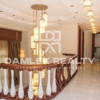 Villa in Spain, Catalunya, Girona, 800 sq.m.