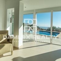 Дом в Испании, Каталония, Жирона, 250 кв.м.