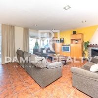 Дом в Испании, Каталония, Жирона, 320 кв.м.