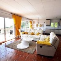 Дом в Испании, Каталония, Жирона, 230 кв.м.