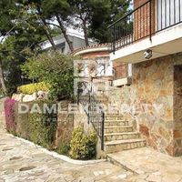 Villa in Spain, Catalunya, Girona, 220 sq.m.
