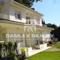 Villa in Spain, Catalunya, Girona, 260 sq.m.