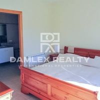 Villa in Spain, Catalunya, Girona, 320 sq.m.