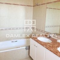 Villa in Spain, Catalunya, Girona, 320 sq.m.