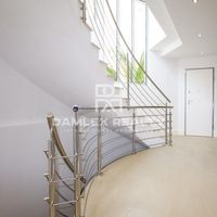 Villa in Spain, Catalunya, Girona, 450 sq.m.