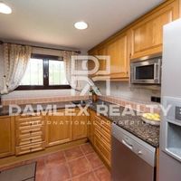 House in Spain, Catalunya, Girona, 180 sq.m.