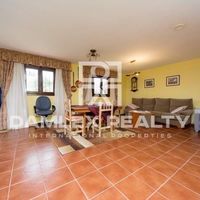 House in Spain, Catalunya, Girona, 180 sq.m.