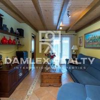 Дом в Испании, Каталония, Жирона, 380 кв.м.