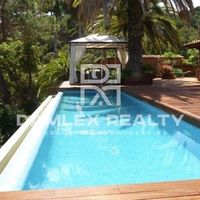 Villa in Spain, Catalunya, Girona, 245 sq.m.