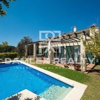 Вилла в Испании, Каталония, Жирона, 250 кв.м.