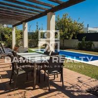 Вилла в Испании, Каталония, Жирона, 250 кв.м.