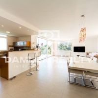 Villa in Spain, Catalunya, Girona, 300 sq.m.