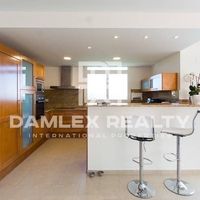 Villa in Spain, Catalunya, Girona, 300 sq.m.