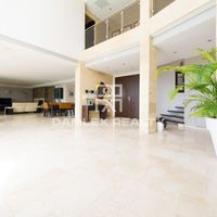 Villa in Spain, Catalunya, Girona, 1130 sq.m.