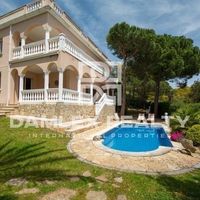 Villa in Spain, Catalunya, Girona, 271 sq.m.