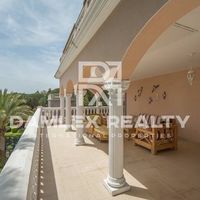 Villa in Spain, Catalunya, Girona, 271 sq.m.