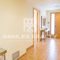 Villa in Spain, Catalunya, Girona, 226 sq.m.