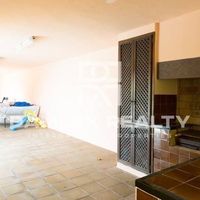 Villa in Spain, Catalunya, Girona, 300 sq.m.