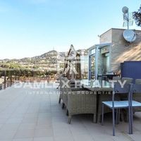 Villa in Spain, Catalunya, Girona, 356 sq.m.