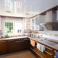 Вилла в Испании, Каталония, Жирона, 220 кв.м.