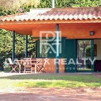 Villa in Spain, Catalunya, Girona, 268 sq.m.
