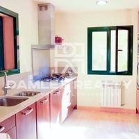 Villa in Spain, Catalunya, Girona, 268 sq.m.