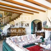 Дом в Испании, Каталония, Жирона, 230 кв.м.