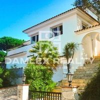 Вилла в Испании, Каталония, Жирона, 563 кв.м.