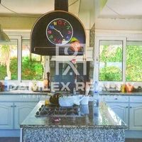 Вилла в Испании, Каталония, Жирона, 563 кв.м.