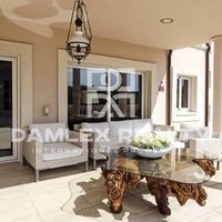 Villa in Spain, Catalunya, Girona, 556 sq.m.