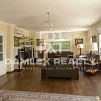 Villa in Spain, Catalunya, Girona, 556 sq.m.