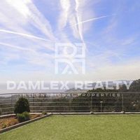 Villa in Spain, Catalunya, Girona, 300 sq.m.