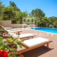 Villa in Spain, Catalunya, Girona, 476 sq.m.