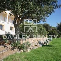 Villa in Spain, Catalunya, Girona, 600 sq.m.