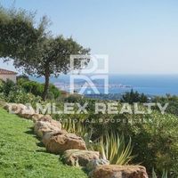Villa in Spain, Catalunya, Girona, 600 sq.m.