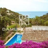 Дом в Испании, Каталония, Жирона, 250 кв.м.