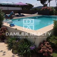 Villa in Spain, Catalunya, Girona, 235 sq.m.