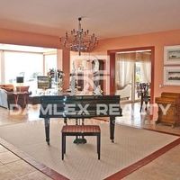 Villa in Spain, Catalunya, Girona, 500 sq.m.