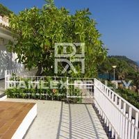 Вилла в Испании, Каталония, Жирона, 284 кв.м.