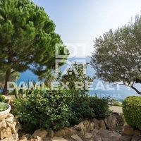 Вилла в Испании, Каталония, Жирона, 284 кв.м.