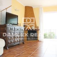 Villa in Spain, Catalunya, Girona, 180 sq.m.