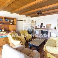Villa in Spain, Catalunya, Girona, 220 sq.m.