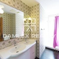 Villa in Spain, Catalunya, Girona, 220 sq.m.