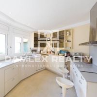 Villa in Spain, Catalunya, Girona, 313 sq.m.