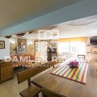 Villa in Spain, Catalunya, Girona, 300 sq.m.