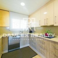 Villa in Spain, Catalunya, Girona, 300 sq.m.