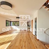 Villa in Spain, Catalunya, Girona, 362 sq.m.