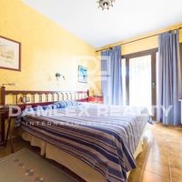 Дом в Испании, Каталония, Жирона, 280 кв.м.