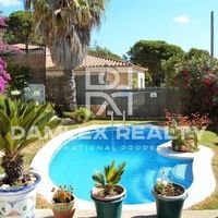 Дом в Испании, Каталония, Жирона, 250 кв.м.